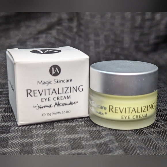 Jerome Alexander Magic Skincare Revitalizing Eye Cream. - Picture 1 of 3